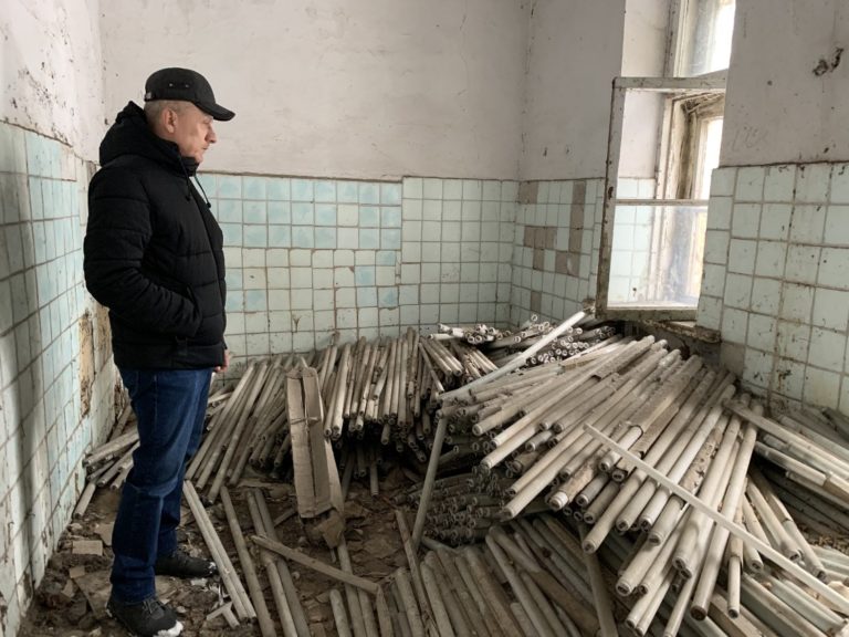В Тульской области обнаружен целый склад с использованными ртутными лампами