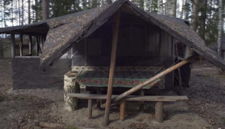 Самострой на берегу Волги