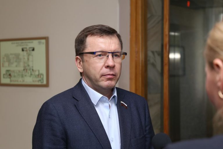 Заксобрание «взбодрит» новосибирского регоператора