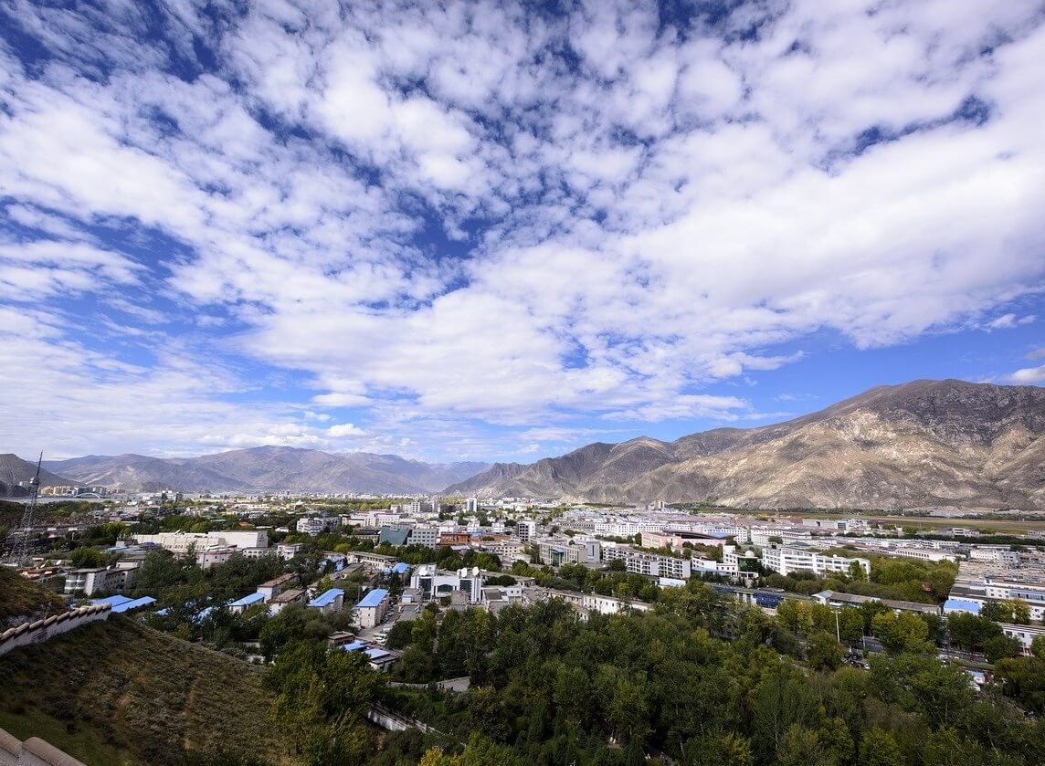 Столица китайского Тибета Лхаса +563,47 тонн кислорода в год