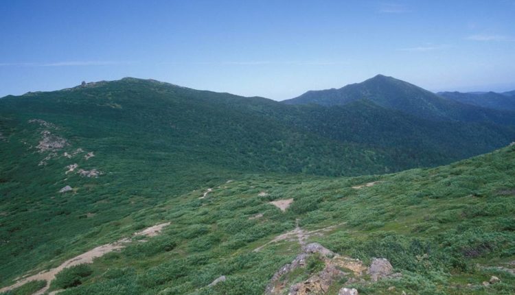 На Сахалине признали особо охраняемой территорией гору Чехова