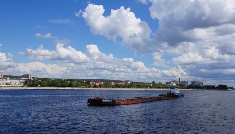 Проблему судоходства на Волге хотят решить без строительства гидроузла