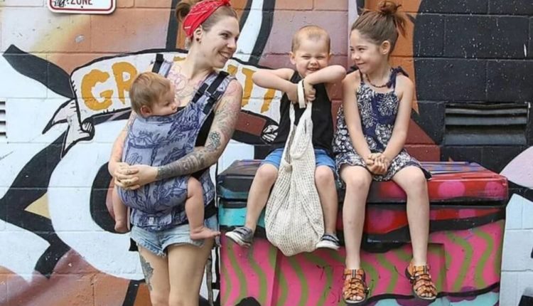 Экологичный образ жизни помог семье из Канады расплатиться с долгами