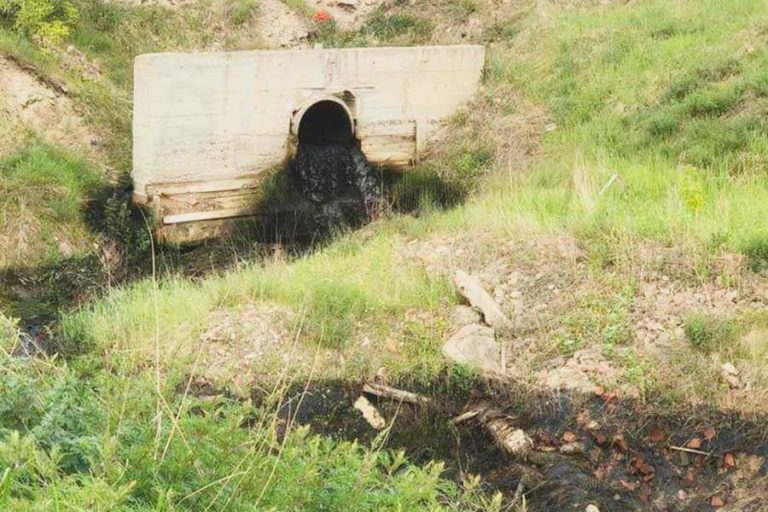 В Иркутской области иловые остатки попали в Ангару