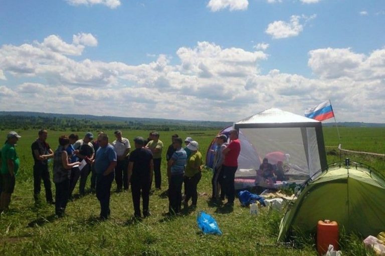 Полиция начала блокировать протестующих против угольщиков жителей в Кузбассе