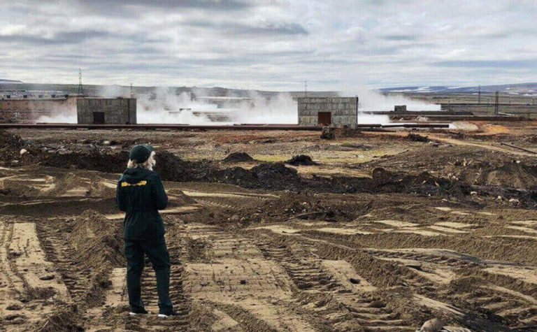 Прокуратура организовала проверку из-за разлива нефти в Пермском крае