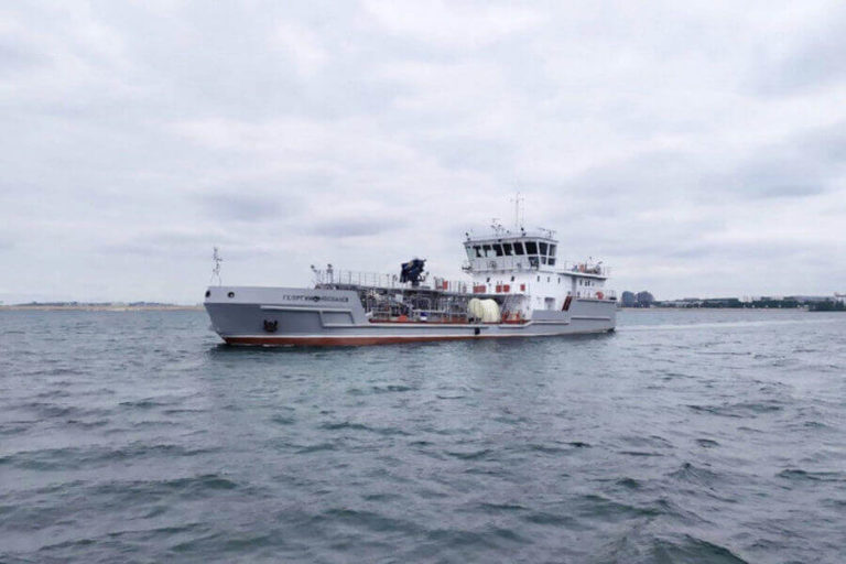 На Байкале появилось судно для утилизации отходов с кораблей и катеров