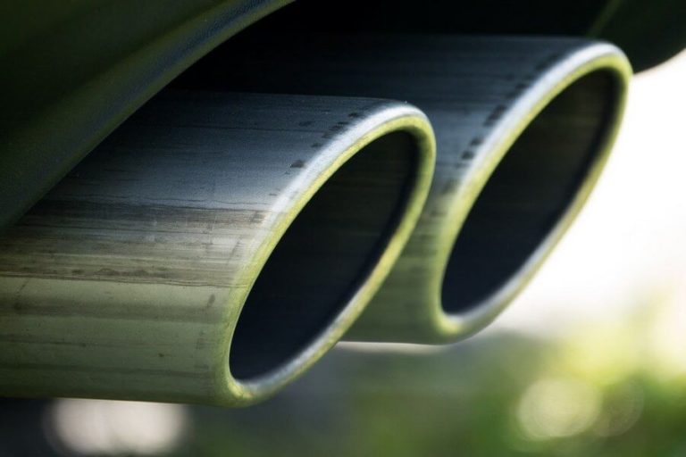 Европа ищет выход для автопрома после отказа от ДВС