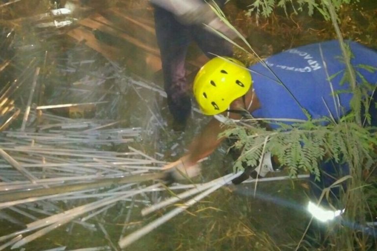 В Краснодаре обнаружили незаконную свалку люминесцентных ламп