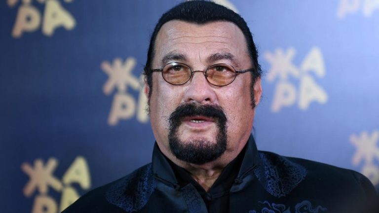 Стивен Сигал защитит экологию озера Байкал