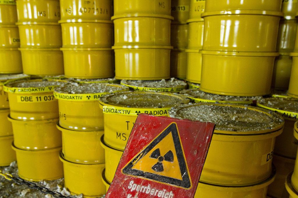 В Тыве рекультивируют комбинат с опасными отходами