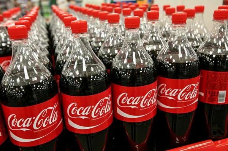 Coca-Cola и Pepsi стали использовать больше пластика в упаковке