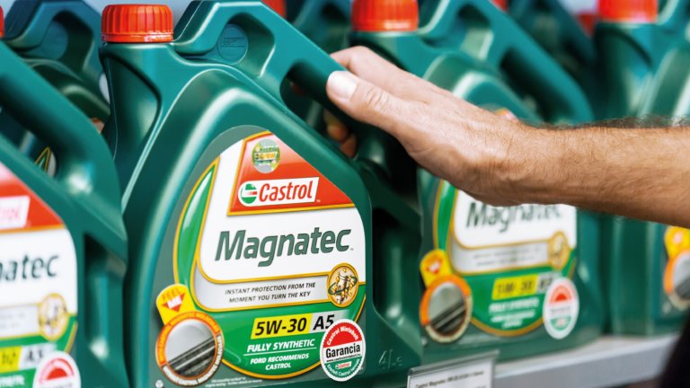 Castrol переходит на бумажную тару
