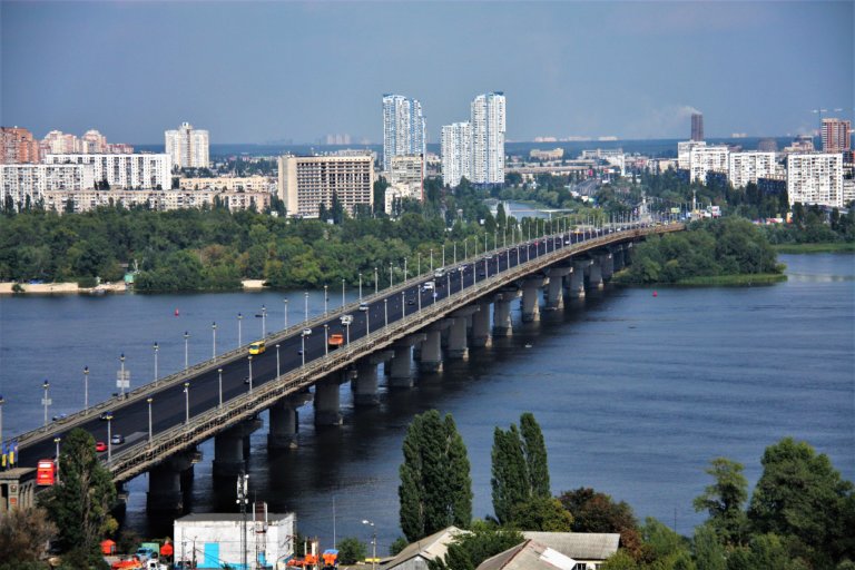 Днепр в Киеве находится в катастрофическом состоянии