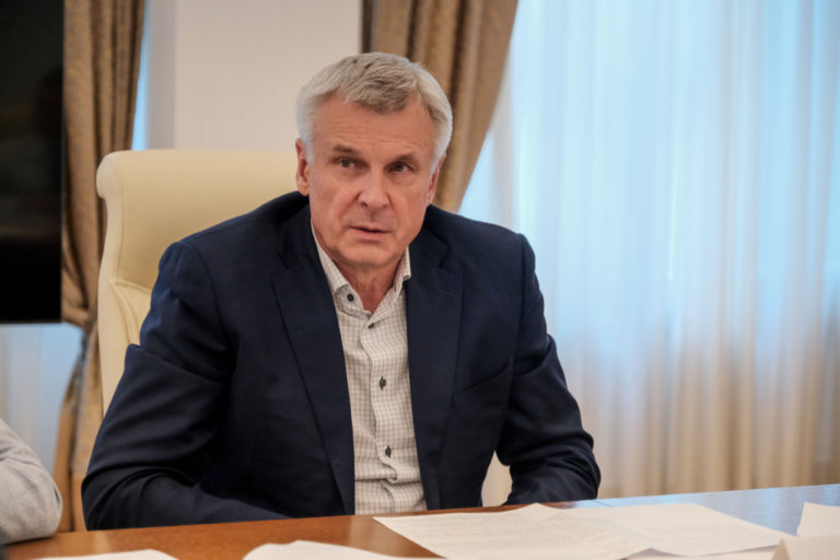 В Магаданской области построят новую дамбу и решат проблему с мусорными полигонами