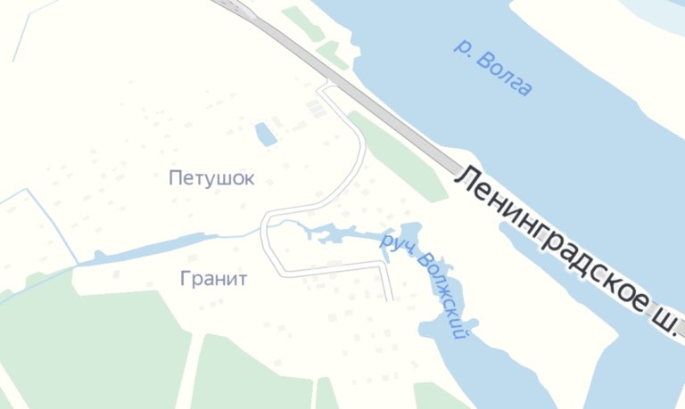 В Тверской области дачники трех СНТ страдают от зловонного запаха