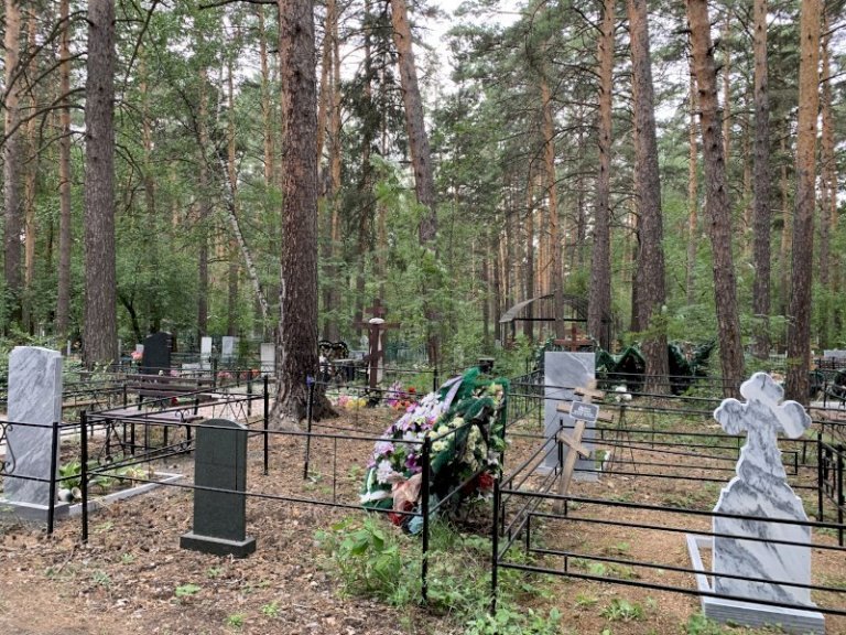 Экологическая компания в Челябинске требует закрыть местное кладбище