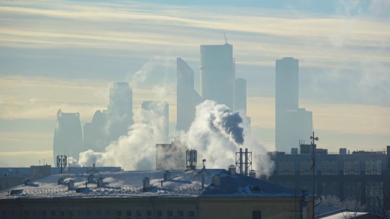 Уровень вредных веществ в воздухе Москвы вырос вдвое