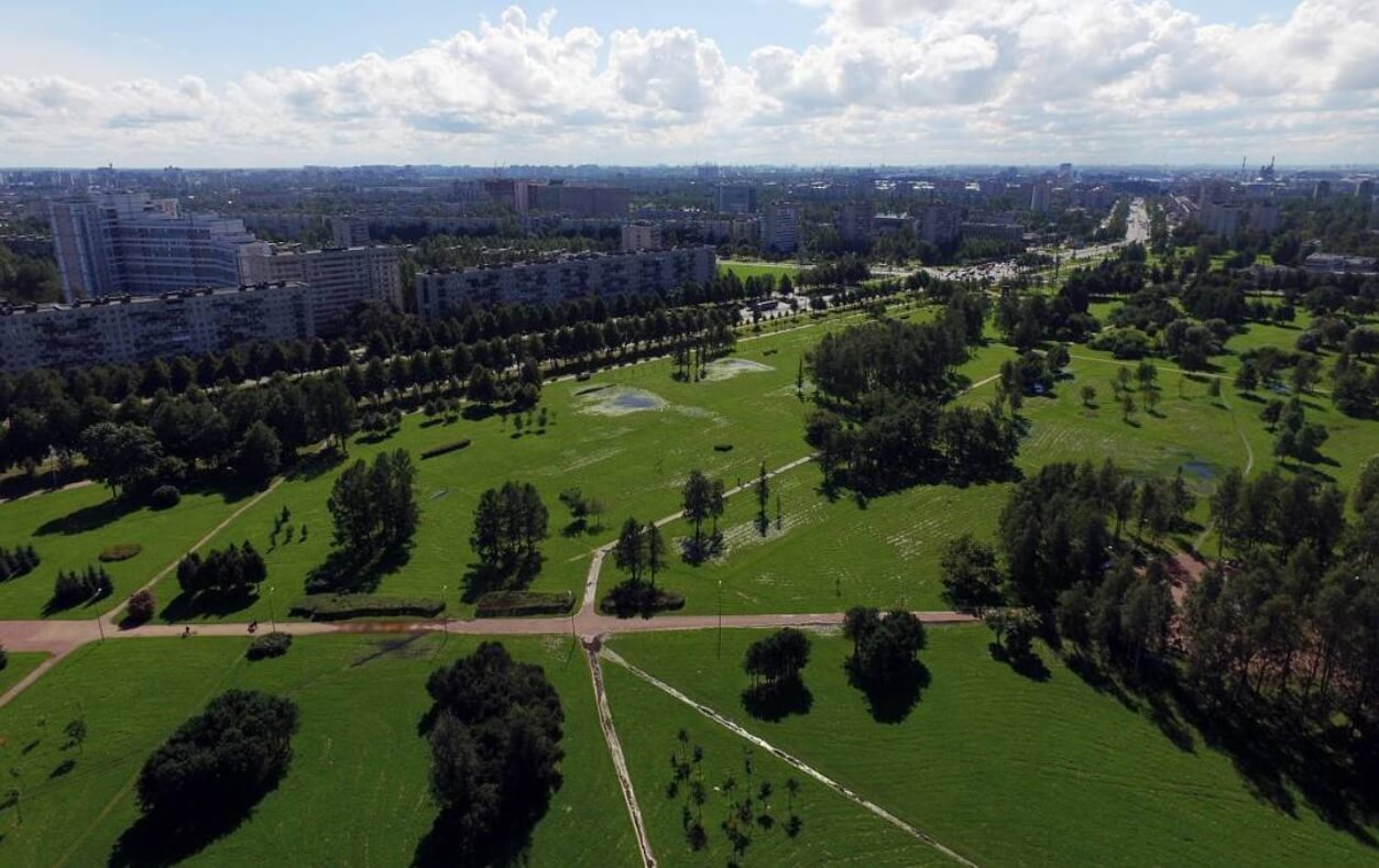 Парк Сахарова СПБ памятники