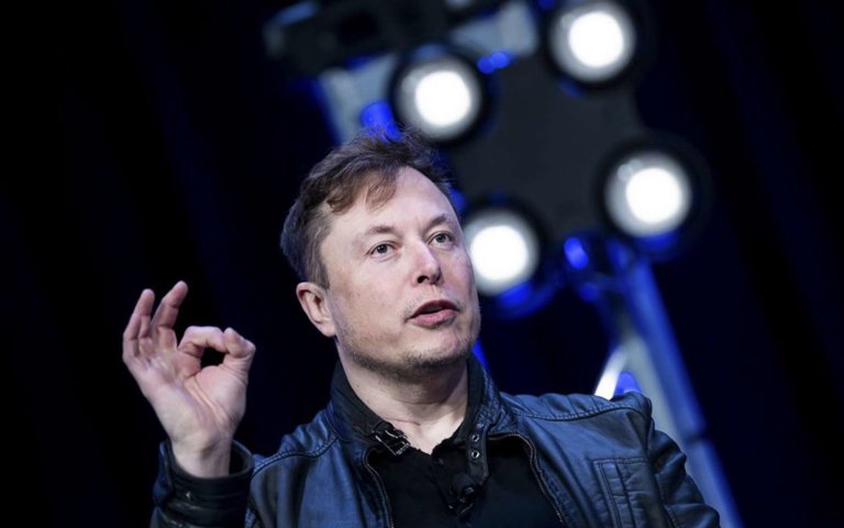 SpaceX превратит углекислый газ в биотопливо