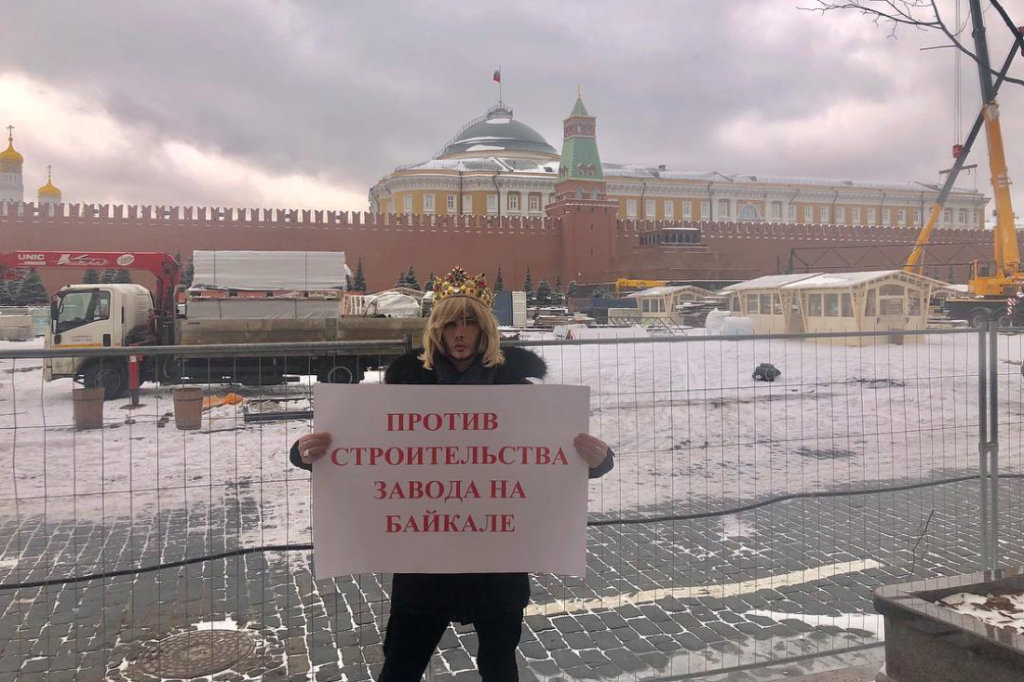 Сергей Зверев ищет помощников для спасения Байкала