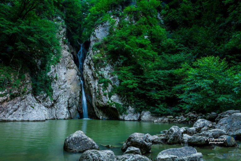 Туристам запретят купаться в водопадах Сочинского нацпарка