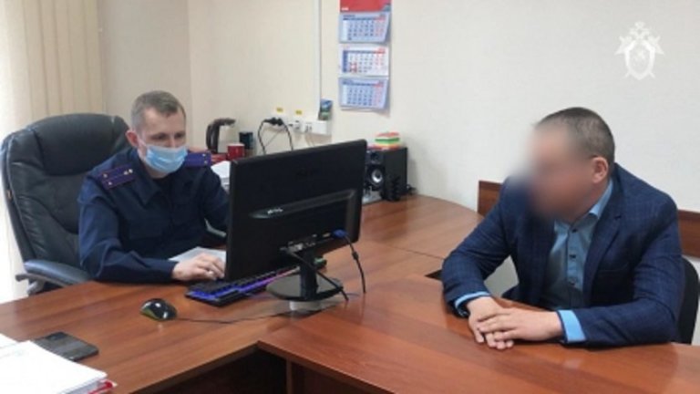 На Алтае в отношении бывшего замминистра природных ресурсов завели уголовное дело сразу по трем статьям