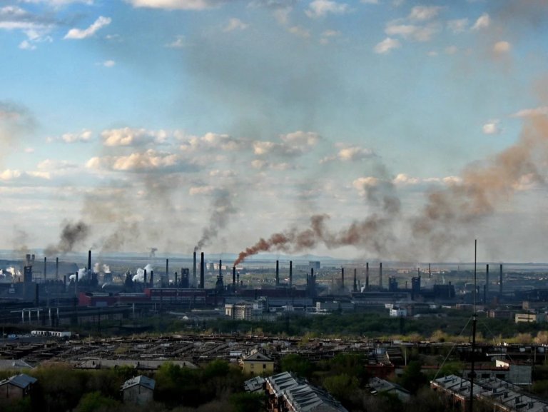 Оренбуржье на 30 тысяч тонн сократило объём вредных выбросов в атмосферу