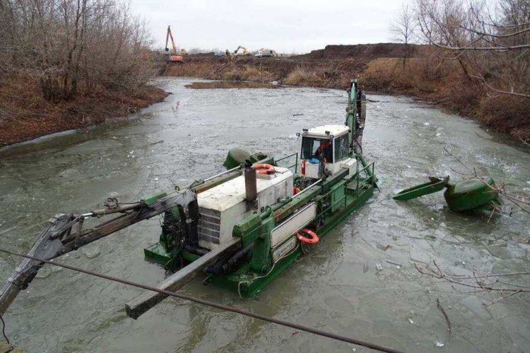 Во Владивостоке займутся расчисткой реки Песчанка