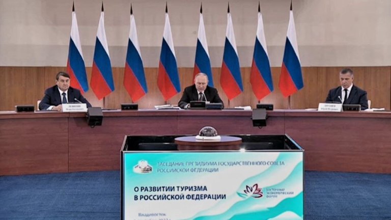 Неиспользованные научно-исследовательские суда перепрофилируют под круизы