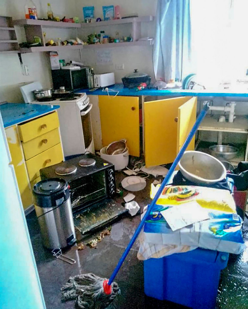 последствияземлетрясение, Попуа - Новая Гвинея