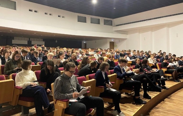 В Петербурге откроется Полярная школа