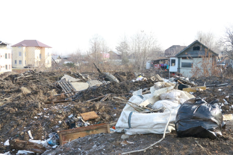 В Хабаровске ликвидируют крупную свалку