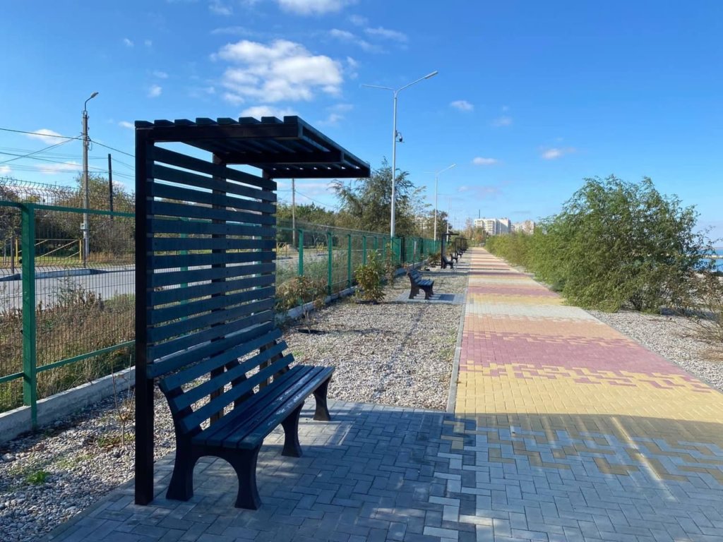 На Ставрополье появились скамейки и урны из переработанного пластика