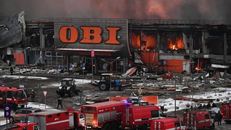 Площадь пожара в гипермаркете OBI в Подмосковье составила 18 тыс. кв. м
