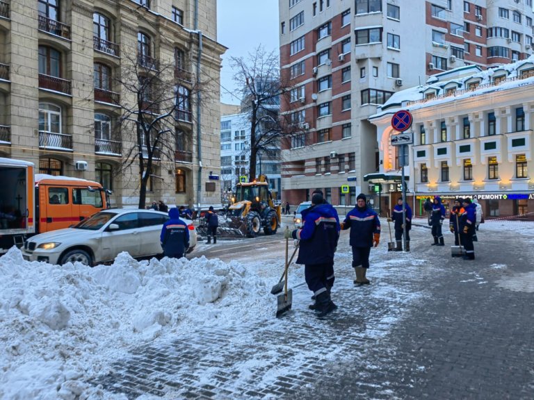 В Москве зарегистрирован исторический рекорд по высоте сугробов