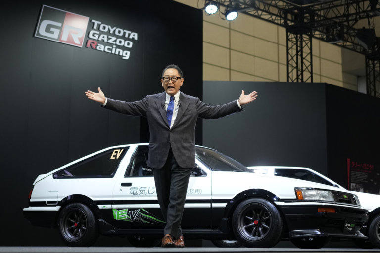 Toyota предложила экологизировать действующий транспорт
