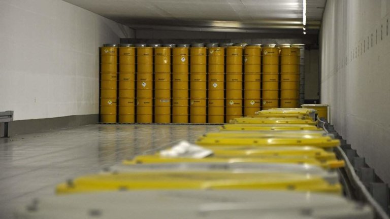 Власти Украины готовят провокацию с радиоактивными веществами
