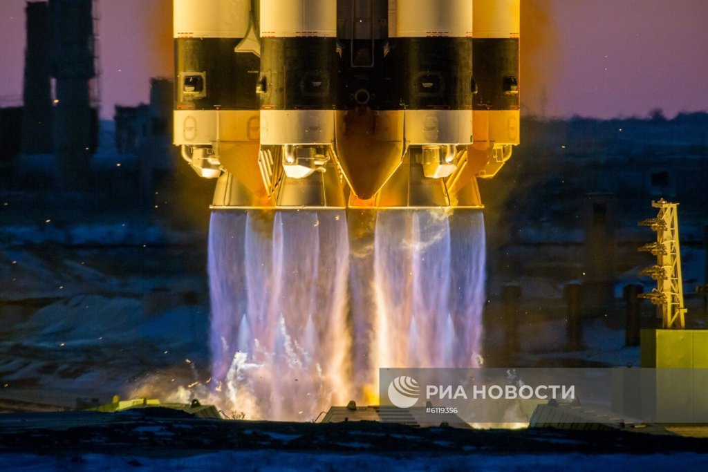 Ракета «Протон-М» с метеоспутником «Электро-Л» №4 стартовала с космодрома Байконур
