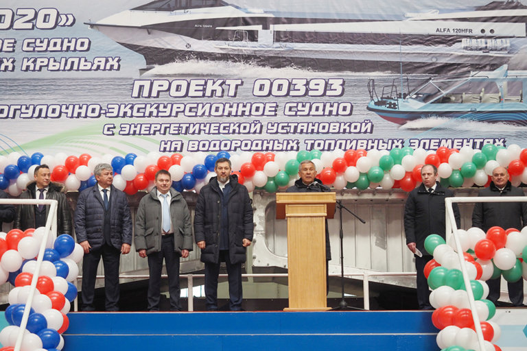 Первое в России прогулочное судно на водороде заложили в Татарстане