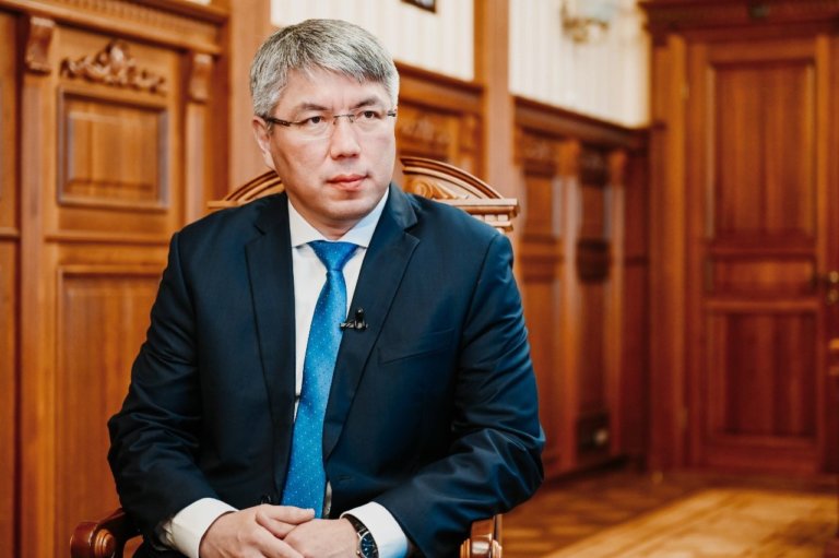 Глава Бурятии Алексей Цыденов: Я за то, чтобы собак усыплять