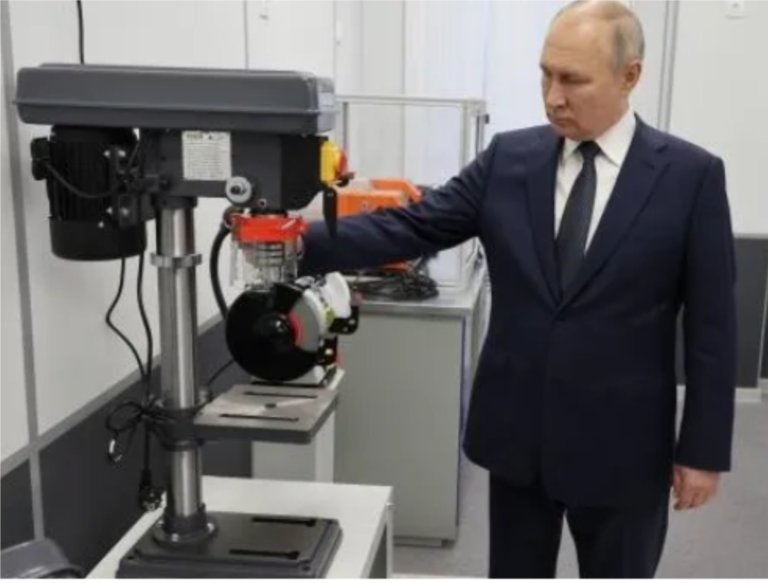 Владимир Путин: Наука не должна превратиться в угрозу для человечества