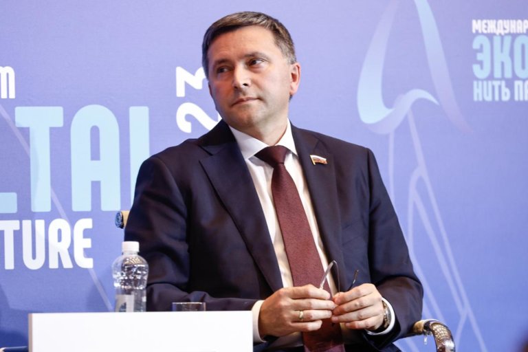 Дмитрий Кобылкин призвал сформировать стандарты природных территорий