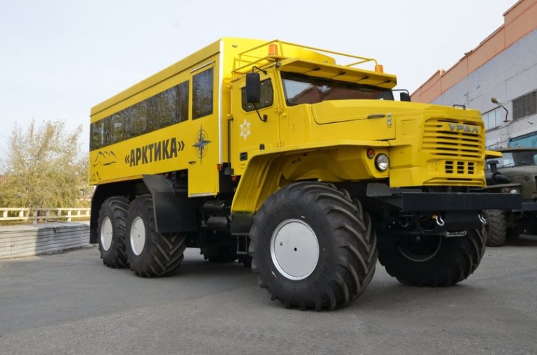 Арктический автобус успешно прошел полигонные испытания