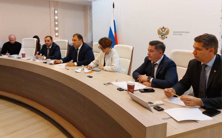 Специальный штаб обсудил реализацию проекта «Чистая страна»