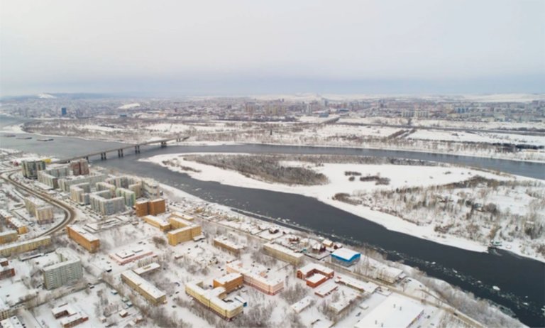 Уровень воды в Енисее сильно упал