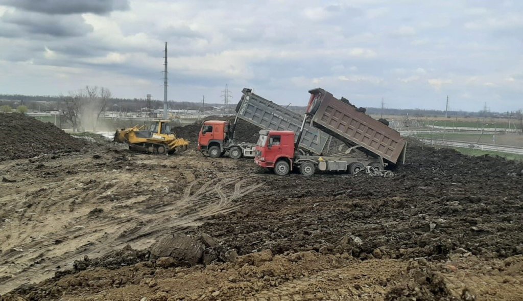 В Славянске-на-Кубани идет рекультивация крупной свалки