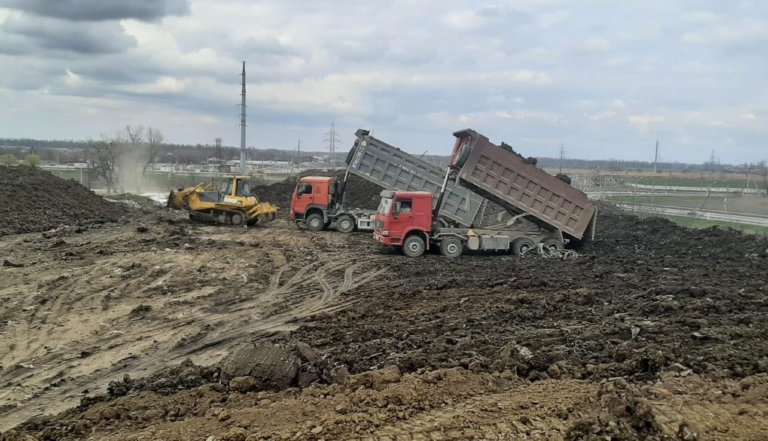 В Славянске-на-Кубани идет рекультивация крупной свалки