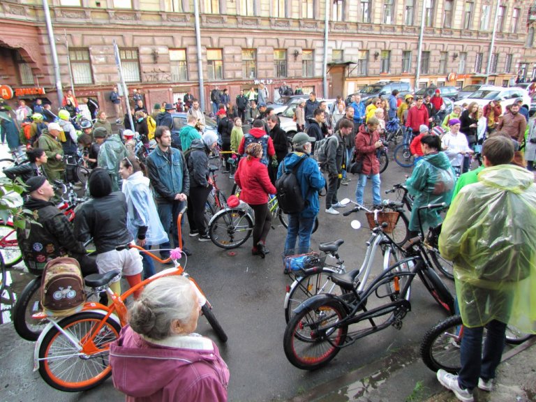 В Петербурге прошла акция «На работу на велосипеде»