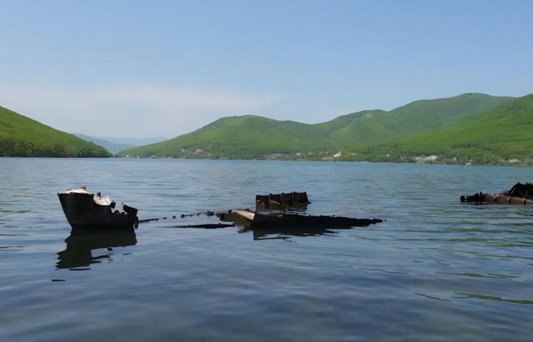 В Японском море обследовали затонувшие корабли